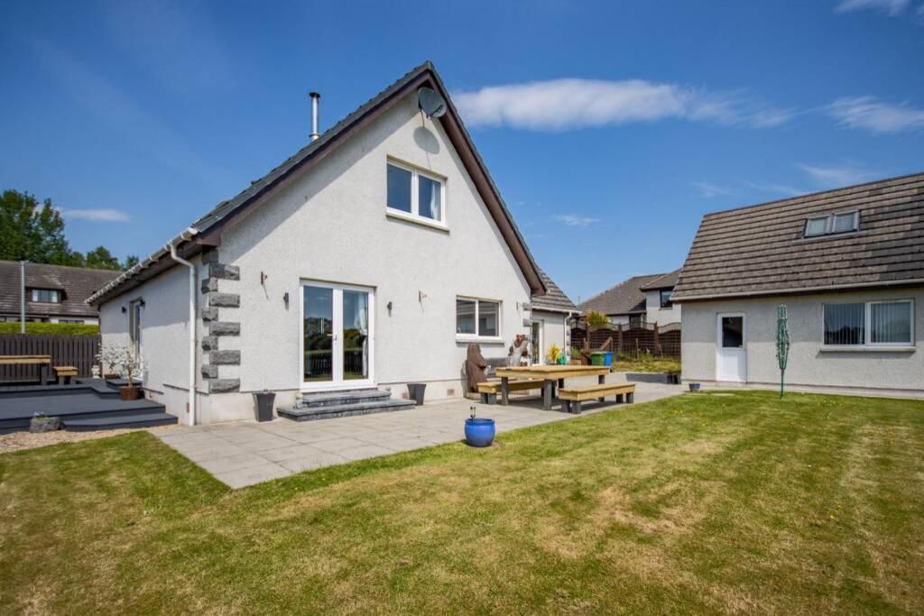 Gleneden House Holiday home Tore
