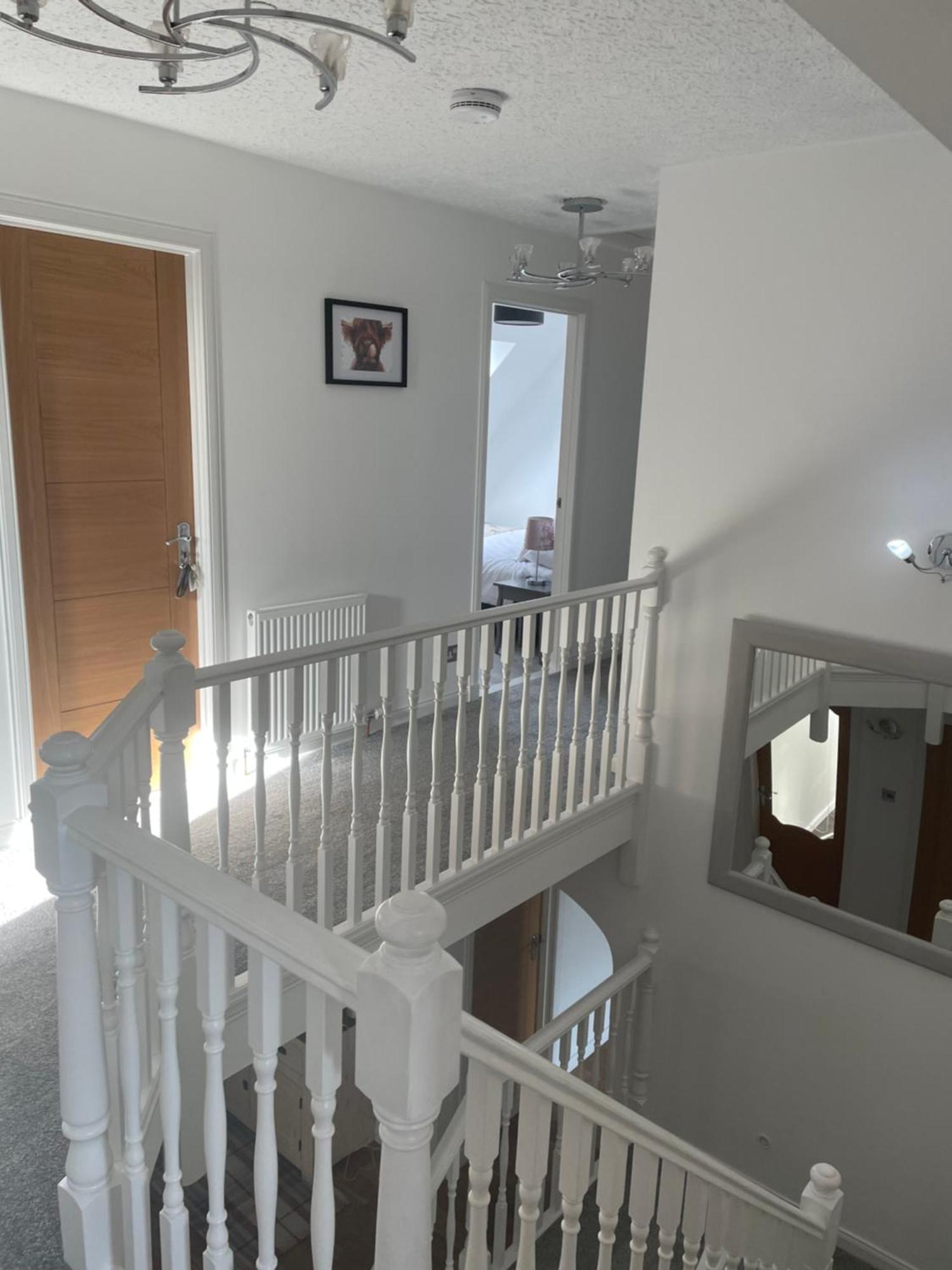 Gleneden House *